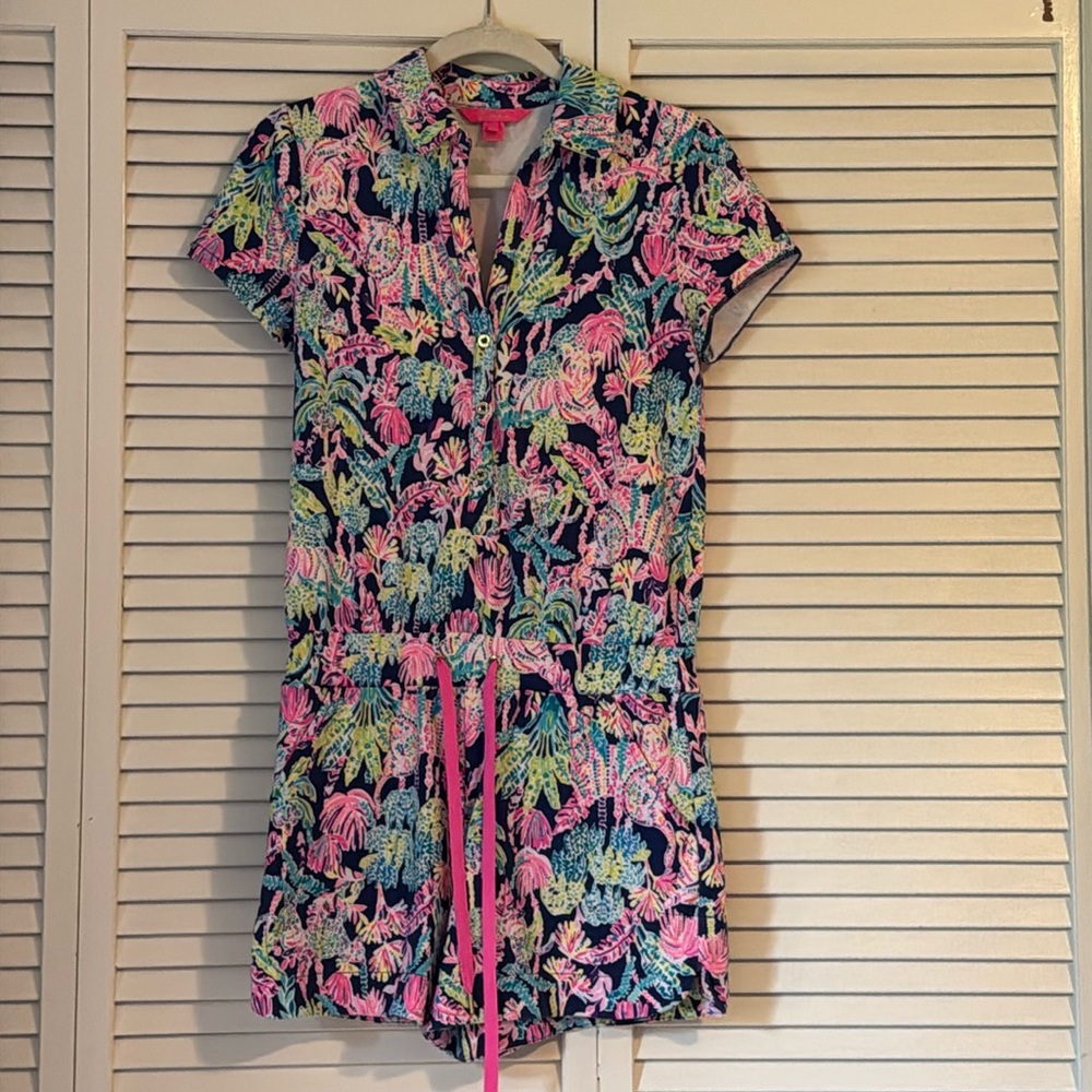 Lilly Pulitzer navy blue and pink Jorgie romper size small